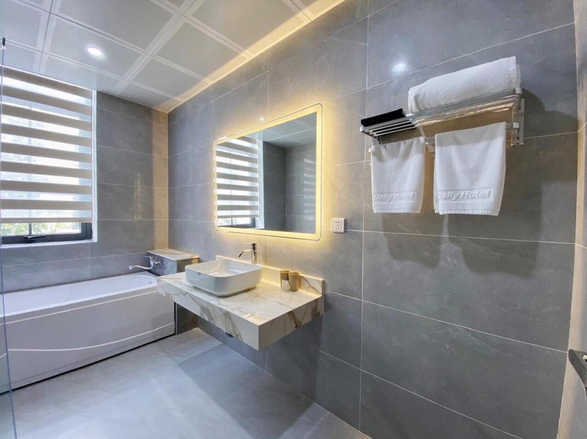 Daily Hotel Halong Ха Лонг Екстериор снимка